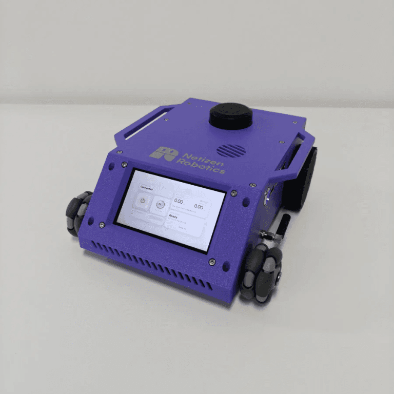 Auron 3D-printable robot by Netizen Robotics